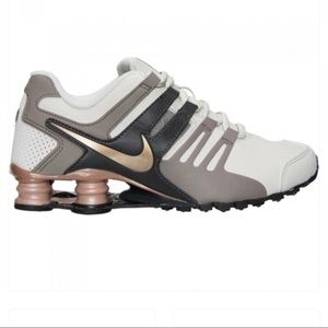 Women’s Nike Rose Gold Shox size 8.5